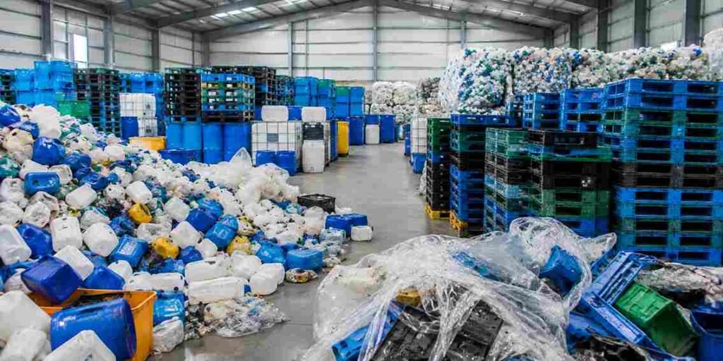 How Plastic Scrap Recycling Helps Businesses Reduce Waste Management Costs
